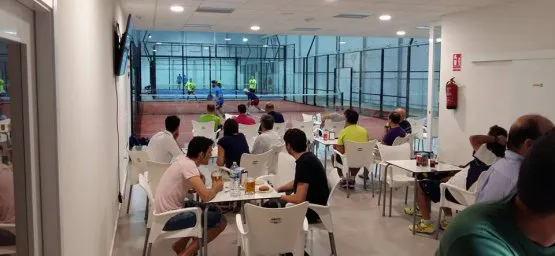 PADEL LIVE INDOOR. toda la info
